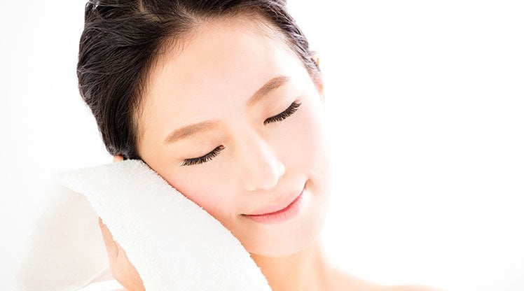 woman-towel-face_sm